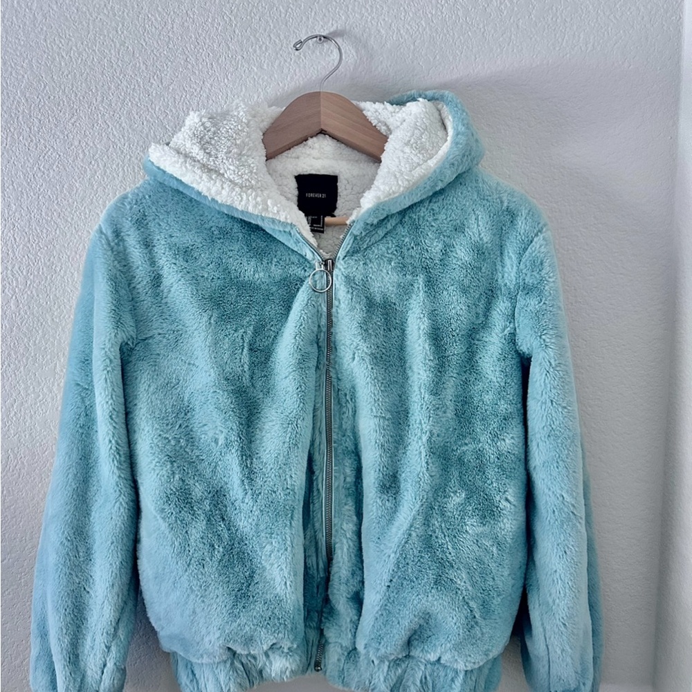 Forever 21 women’s mint green soft faux fur bomber puffer plush jacket small - Picture 3 of 11